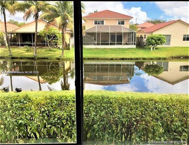 3 of 10 - 342 Lakeview Dr 102, Weston, FL
