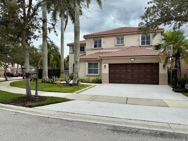 2 of 22 - 767 Tulip Cir, Weston, FL