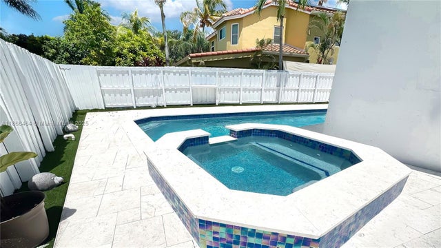 5 of 52 - 13348 Sw 52nd St, Miramar, FL