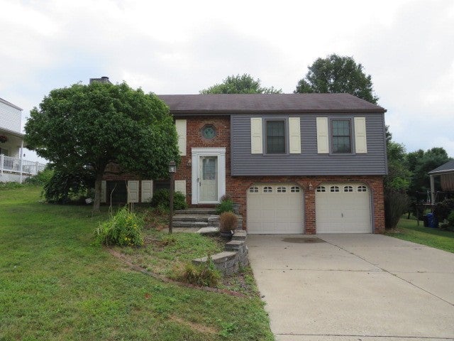 61 Forest Glen Drive, North Fayette