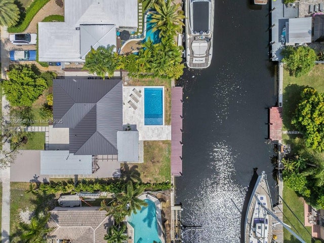 3 of 40 - 1004 Guava Isle, Fort Lauderdale, FL