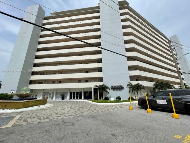 2 of 10 - 7904 West Dr 215, North Bay Village, FL