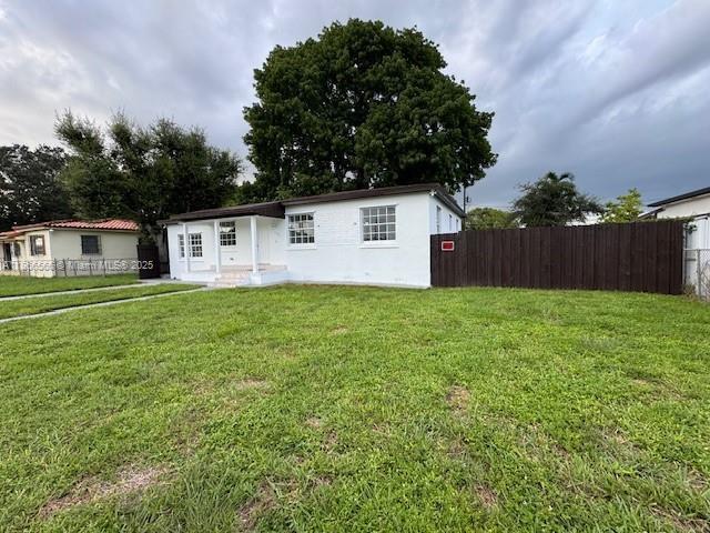 4 of 34 - 105 E 55th St, Hialeah, FL