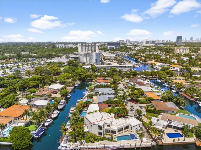 5 of 37 - 12910 Auralia Rd, North Miami, FL