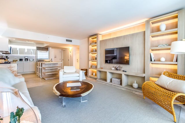 4 of 33 - 102 24th St 1016, Miami Beach, FL