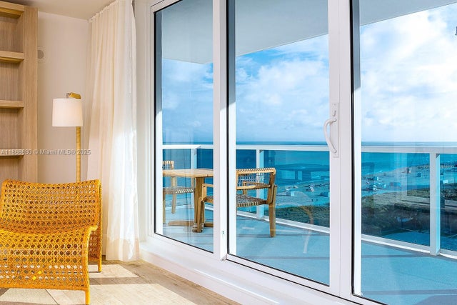 5 of 33 - 102 24th St 1016, Miami Beach, FL