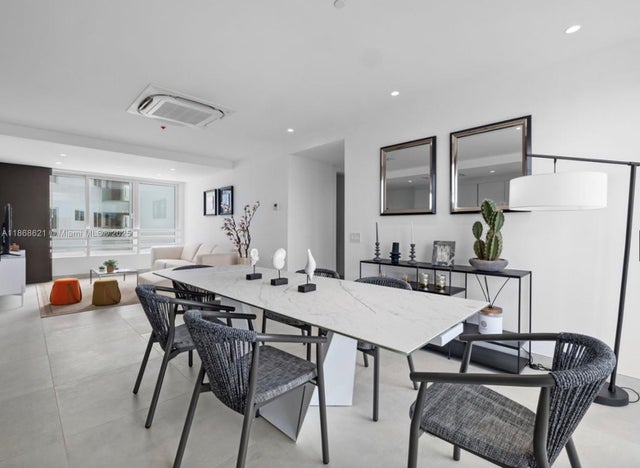 4 of 17 - 1 Nw Irausquin Blv 3a, , 