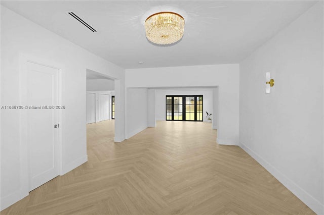 5 of 30 - 3153 Royal Palm Ave, Miami Beach, FL
