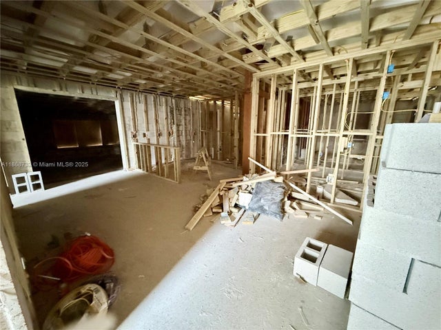 3 of 9 - 1012 Sw 22nd Ave, Fort Lauderdale, FL