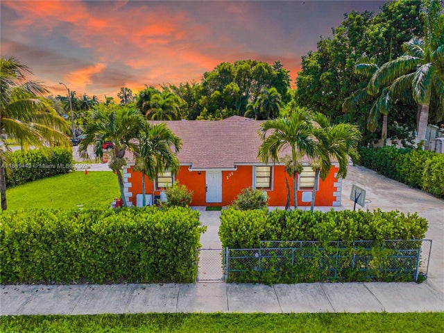 1 of 56 - 235 Sw 16th Ter, Homestead, FL