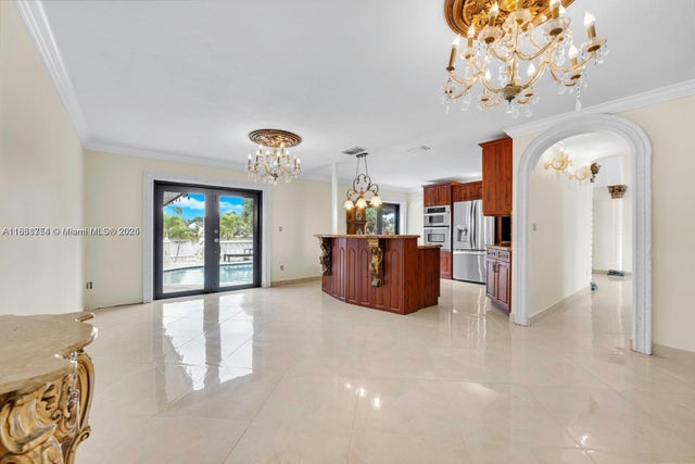 4 of 12 - 15331 Sw 59th St, Miami, FL