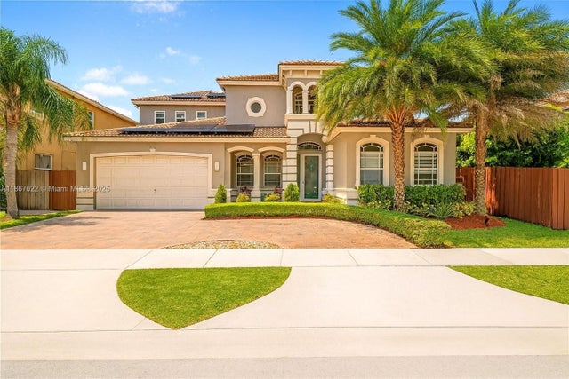 1 of 8 - 8770 Sw 204th St, Cutler Bay, FL