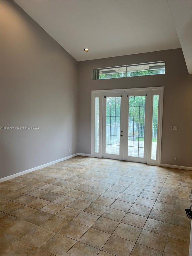 3 of 6 - 15827 Sw 12th St, Pembroke Pines, FL