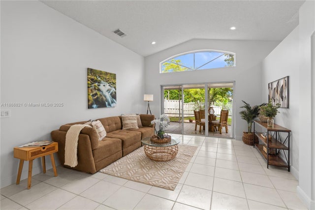 1 of 58 - 3439 Sw 51st St, Hollywood, FL