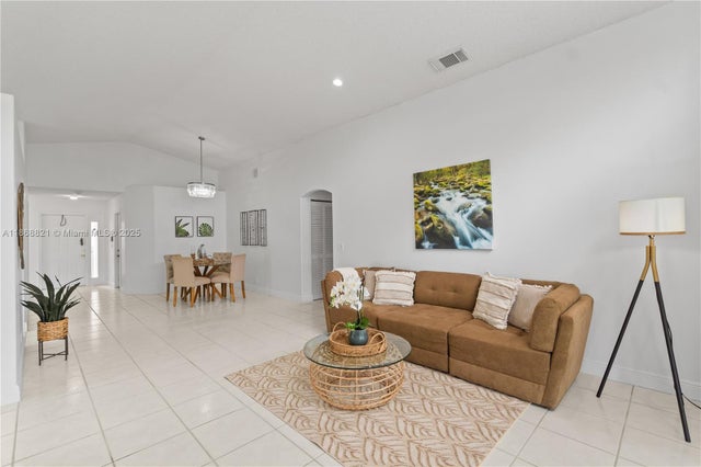 5 of 58 - 3439 Sw 51st St, Hollywood, FL