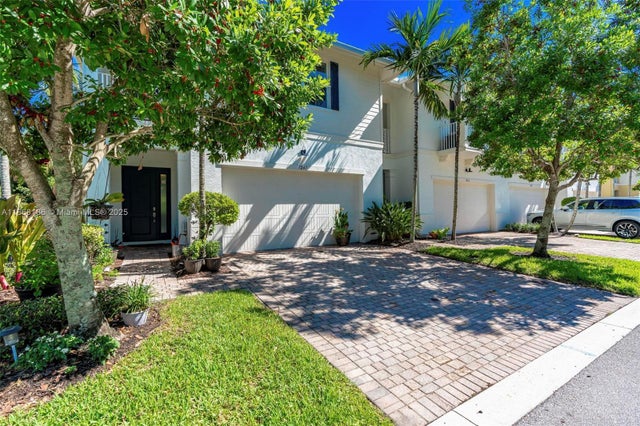 3 of 98 - 7247 Oxford Ct, Palm Beach Gardens, FL