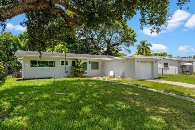 2 of 43 - 20540 Leeward Lane, Cutler Bay, FL