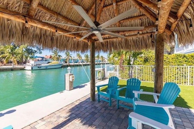 2 of 47 - 431 5th St, Key Colony, FL