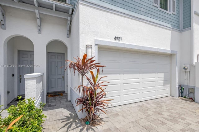 3 of 70 - 4921 Pointe Midtown Way, Palm Beach Gardens, FL