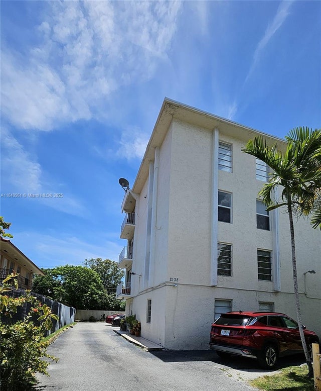 2 of 31 - 2138 Sw 6 St 403, Miami, FL