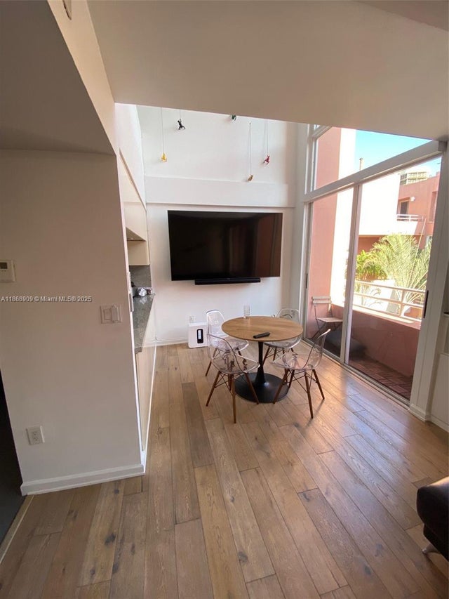 5 of 6 - 2801 Florida Ave 433, Coconut Grove, FL