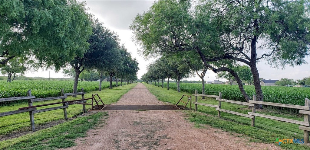 847 Oliver Road, Victoria