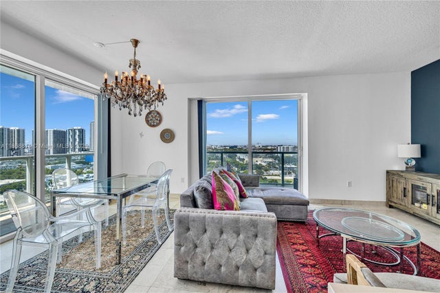 4 of 31 - 1900 N Bayshore Dr 1711, Miami, FL