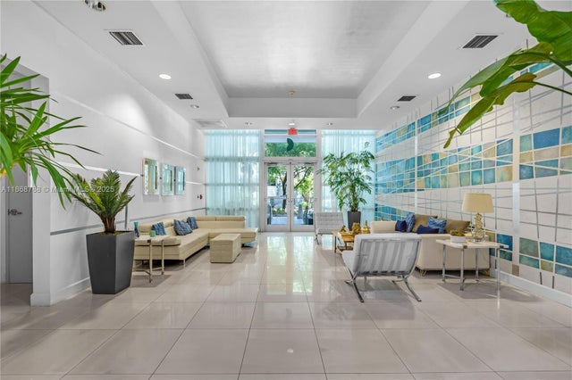 3 of 33 - 1723 Sw 2nd Ave 902, Miami, FL