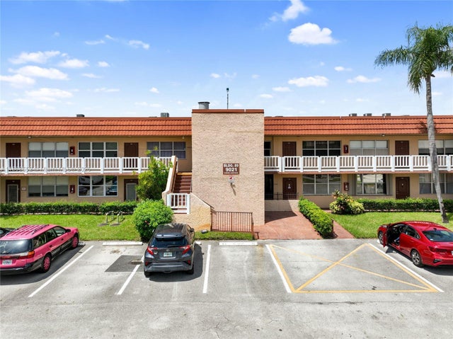 1 of 30 - 9021 Sunrise Lakes Blvd 211, Sunrise, FL