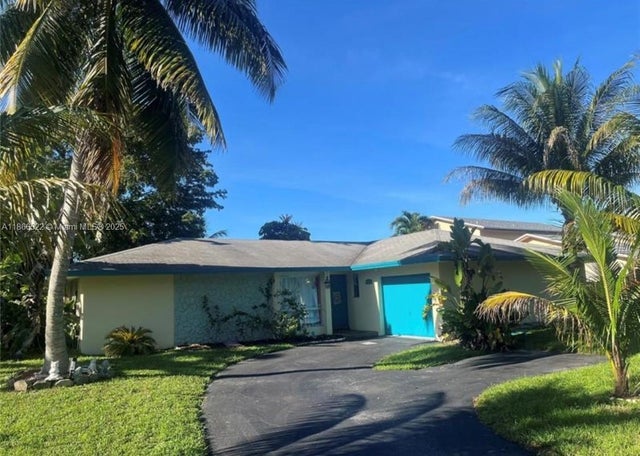 1 of 45 - 7551 Sw 42nd Pl, Davie, FL