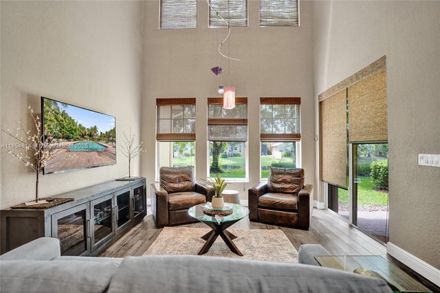4 of 41 - 5724 Nw 120th Ave, Coral Springs, FL
