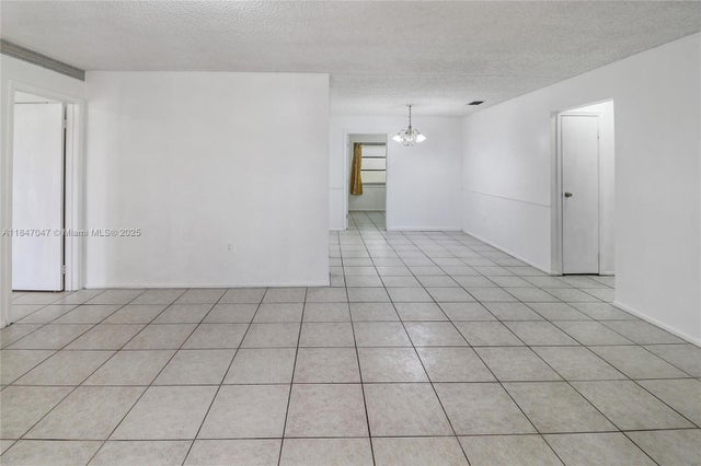 5 of 26 - 12020 Nw 34th Pl, Sunrise, FL