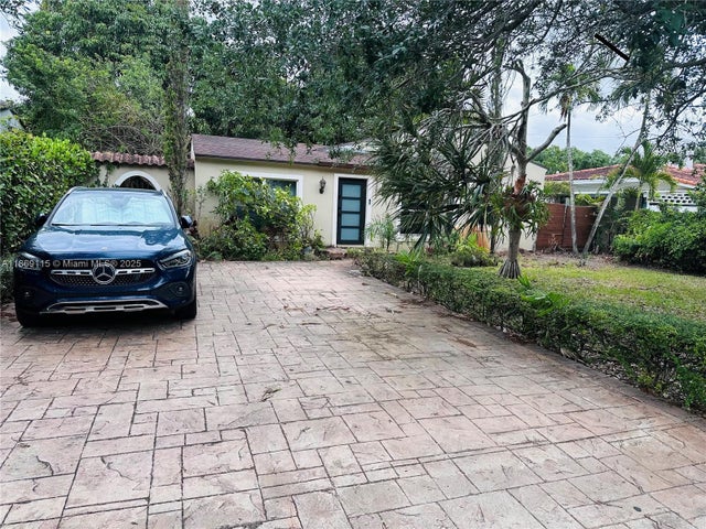 1 of 15 - 4371 Sw 14th St, Miami, FL