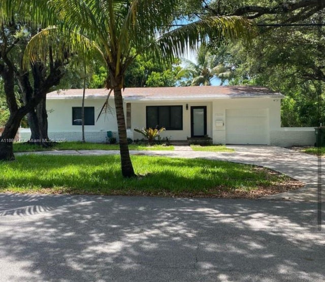 3 of 8 - 13236 Ne 4th Ave, North Miami, FL