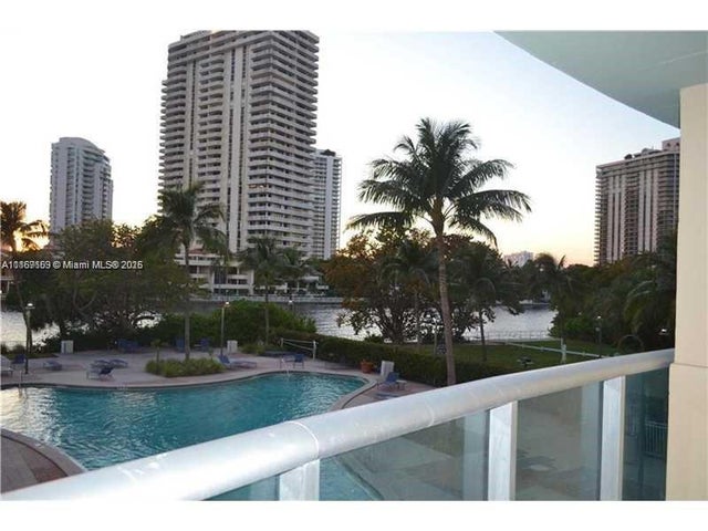 4 of 14 - 19390 Collins Ave 203, Sunny Isles Beach, FL