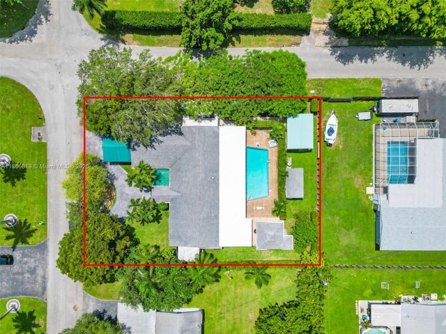 1 of 32 - 27520 Sw 164th Ct, Homestead, FL