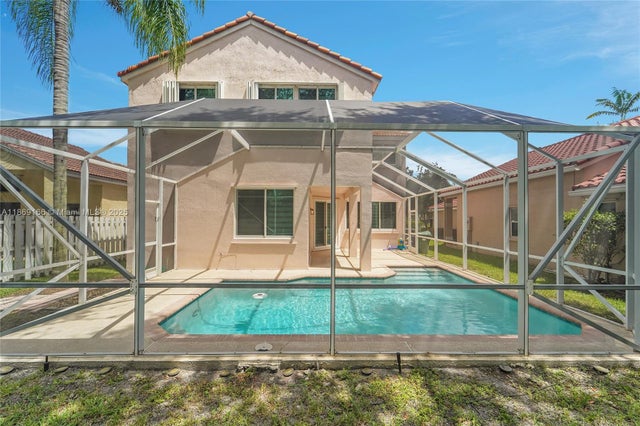4 of 60 - 704 Stanton Dr, Weston, FL