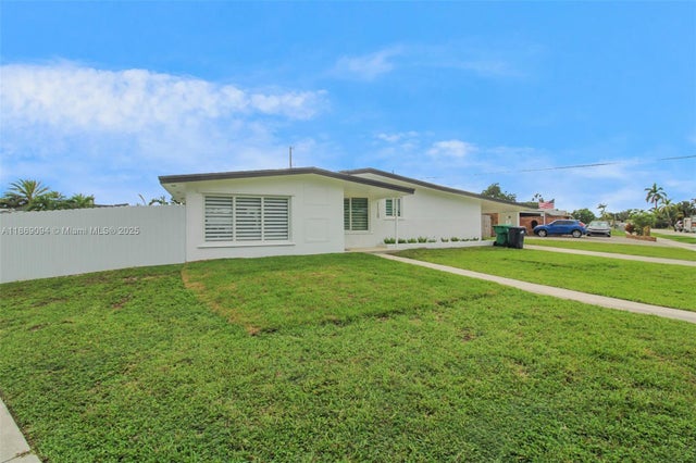 3 of 26 - 11730 Sw 174th Ter, Miami, FL