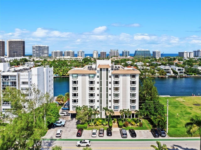 3 of 35 - 9341 E Bay Harbor Dr 4c, Bay Harbor Islands, FL