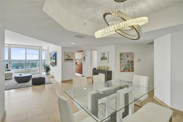 5 of 42 - 21205 Yacht Club Dr 3103, Aventura, FL