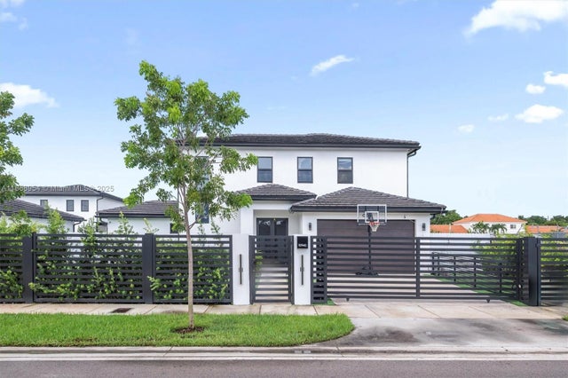 10940 Sw 180th St, Miami