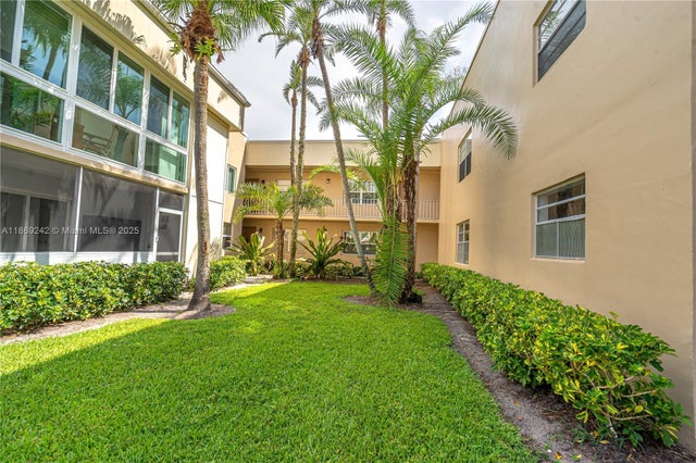 4 of 41 - 402 Capri I 402, Delray Beach, FL