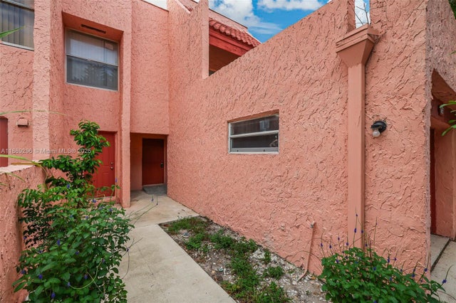 3 of 53 - 1657 Nw 58th Ave 15, Lauderhill, FL