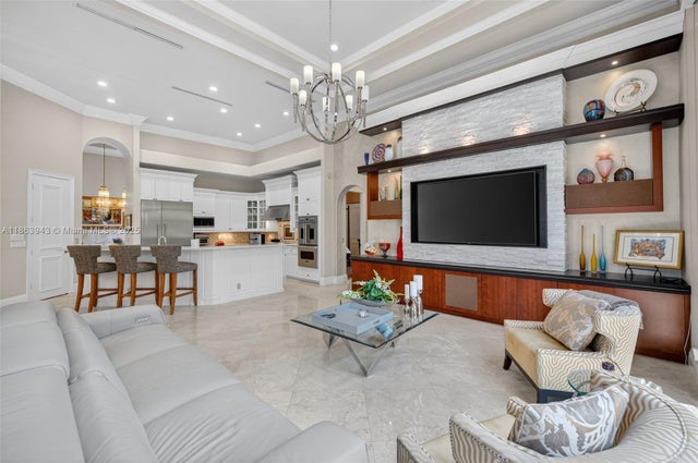 4 of 98 - 12462 Brookwood Ct, Davie, FL
