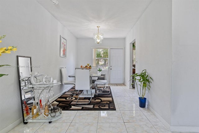 2 of 14 - 422 Nw 84th St 422, Miami, FL