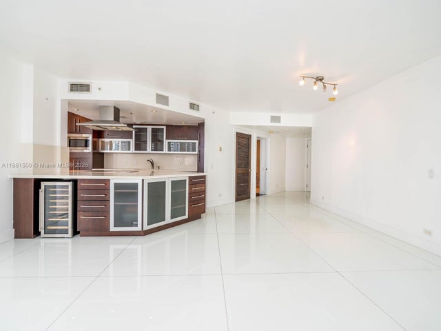 4 of 25 - 701 Brickell Key Blvd 1504, Miami, FL