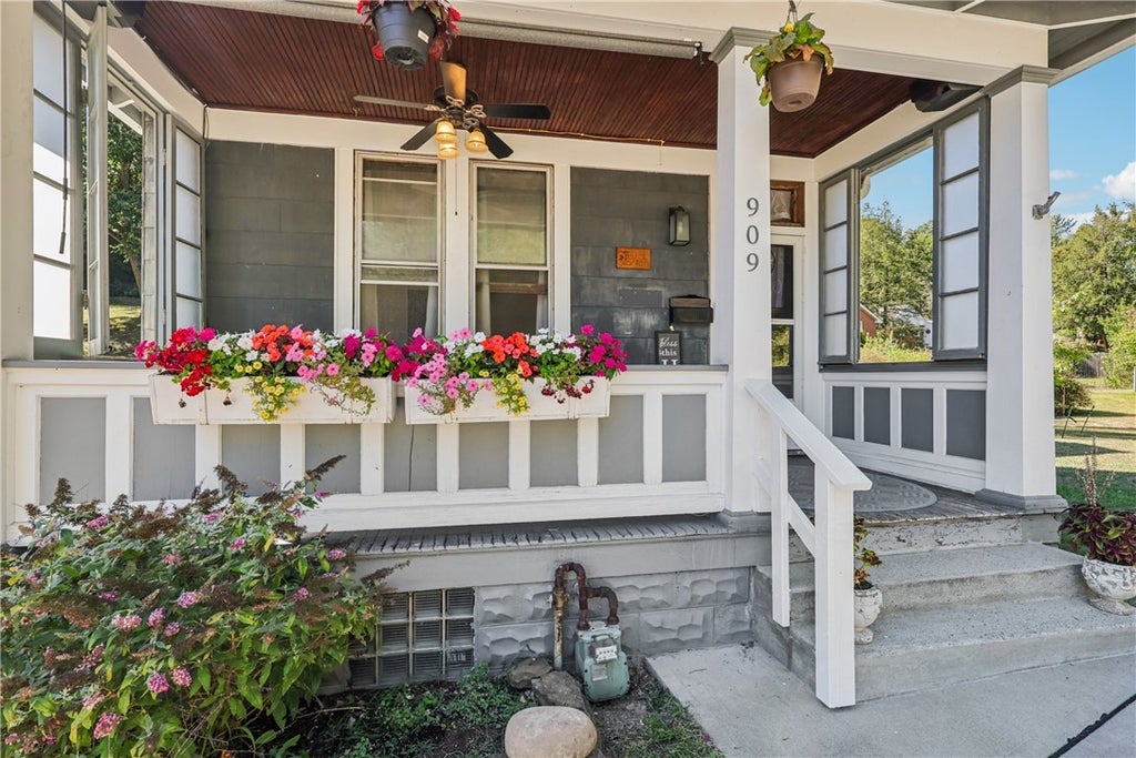 909 Stanton Avenue Ext, Reserve