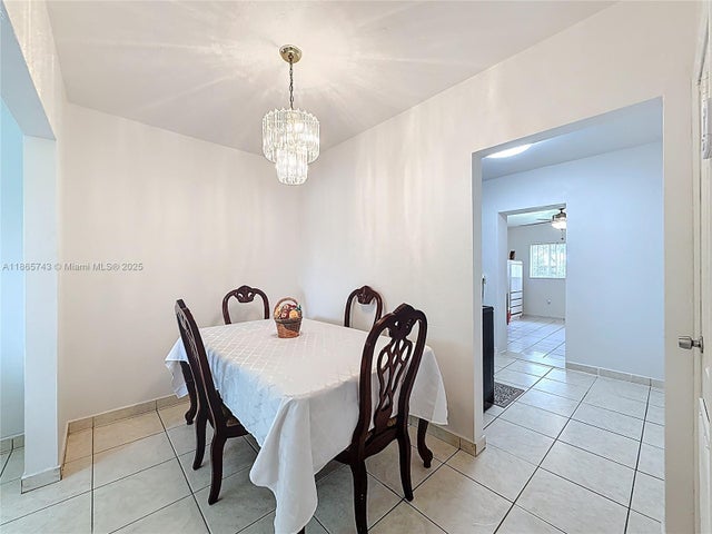 5 of 17 - 675 W 30th St, Hialeah, FL