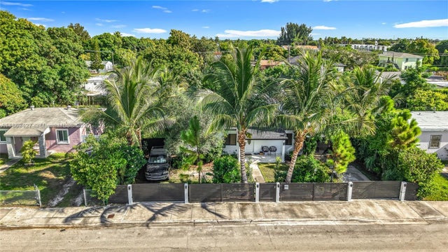 5 of 39 - 10045 Sw 172nd St, Miami, FL