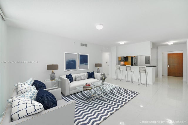 1 of 31 - 31 Se 5th St 1510, Miami, FL